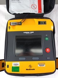 Medtronic Physio-Control LIFEPAK 1000 Defibrillator