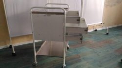 Столик медицинский 90х45 с ящиками на колесиках
