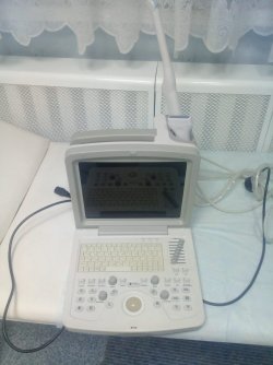 Портативный аппарат ультразвуковой  AcuVista RS880d