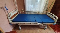 Медицинская кровать RS-105-B (BDH-03)