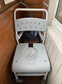 Кресло-коляска инвалидное с уткой Vermerien 139 SP (Pluo)