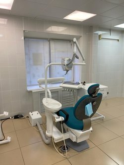 4 стоматологические установки Diplomat Dental Consul DC180