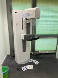 Цифровой маммограф Hologic Selenia для профосмотров