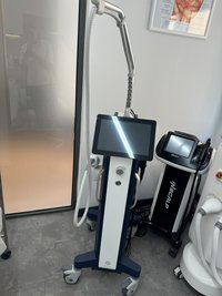 Аппаpат микроигoльчатого RF-лифтинга Sеcrеt RF бpендa ILOODA