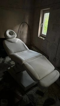 Кушетка косметологическая
