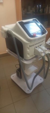 Гибридный лазерный многофункциональный аппарат (808+Elos) "LaserProf"
