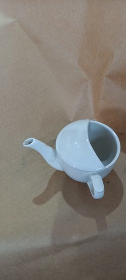 Поильник фарфоровый