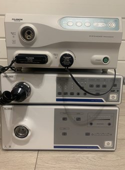 Осветитель немного б/у, видеопроцессор новый