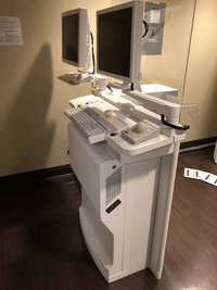 Цифровой маммограф Hologic Selenia для профосмотров