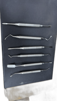 Набор стоматологических инструментов для реставрационных или эндодонтических работ