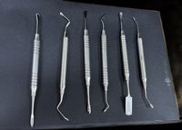 Набор стоматологических инструментов для реставрационных или эндодонтических работ