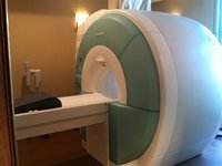 МРТ томограф 1,5 тесла Siemens Essenza