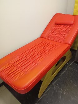 Кушетка для косметологии, спа, массажа