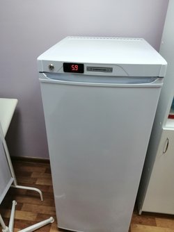 Холодильник фармацевтический Саратов 501ХФ-01