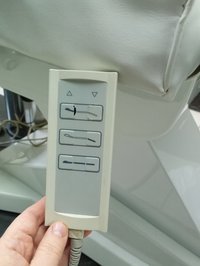 Кушетка медицинская с электроприводом