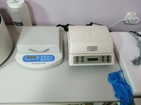 Устройство для встряхивания и инкубации микропланшет Immunochem-2200