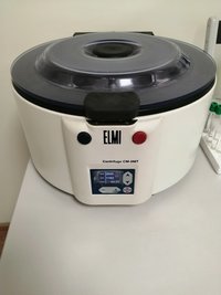 Центрифуга медицинская серии СМ: СМ-6МТ( на 24 пробирки) 