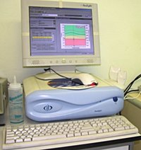 Костный денситометр Omnisense 7000 Sunlight Израиль для новорожденных и недоношенных пациентов.