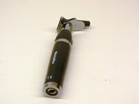Осветитель Welch Allyn 28100 с держателем шпателя