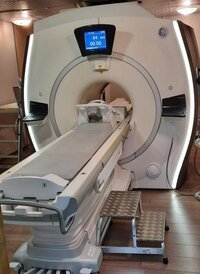 МРТ томограф 1,5 тесла GE Optima MR450w