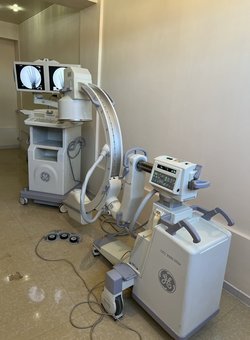 Рентген С-дуга Эксперт класс GE OEC-9900 Elite 2012 года 
